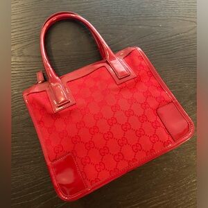 VINTAGE GUCCI Red Handbag